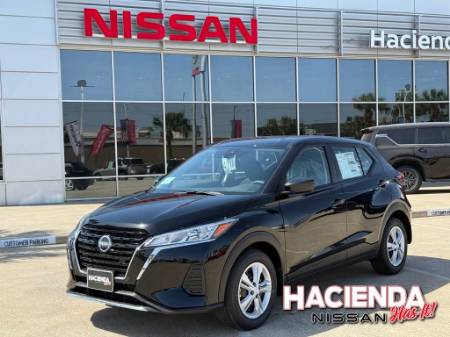 2025 Nissan Kicks S