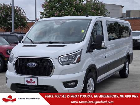 2023 Ford Transit Passenger Wagon XLT