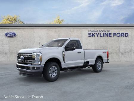 2025 Ford Super Duty F-350 SRW XLT