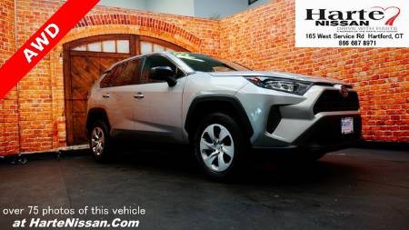 2022 Toyota RAV4 LE