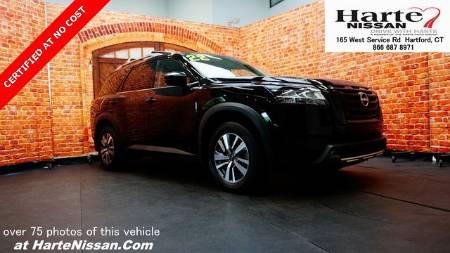 2022 Nissan Pathfinder SL