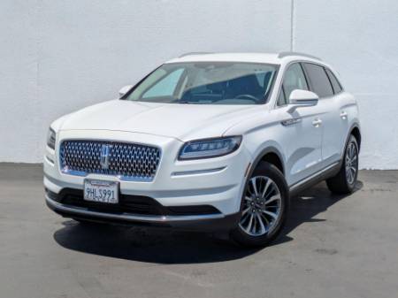 2023 Lincoln Nautilus Standard