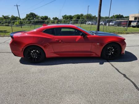 2017 Chevrolet Camaro 2LT