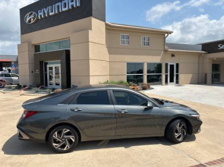 2024 Hyundai Elantra Hybrid Limited