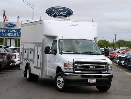 2026 Ford E-450SD Rockport 14' Workport Service Van