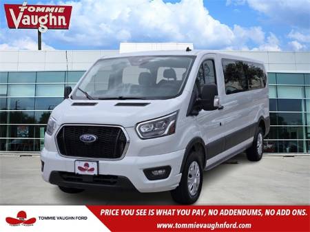 2023 Ford Transit Passenger Wagon XLT