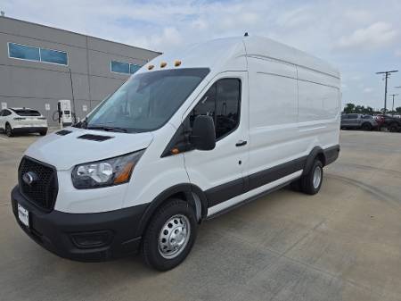2025 Ford Transit Cargo Van Base