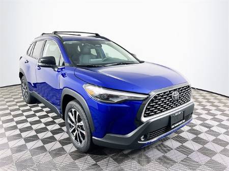 2025 Toyota Corolla Cross XLE