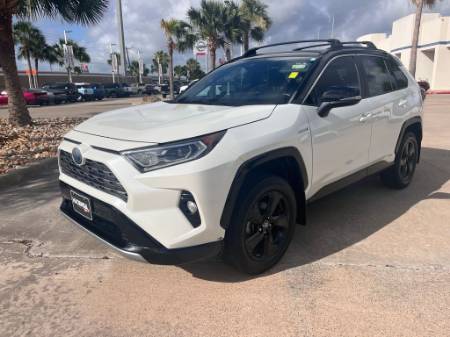 2019 Toyota RAV4 Hybrid XSE
