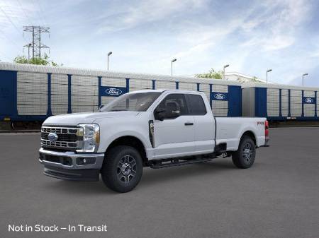 2025 Ford Super Duty F-350 SRW XLT