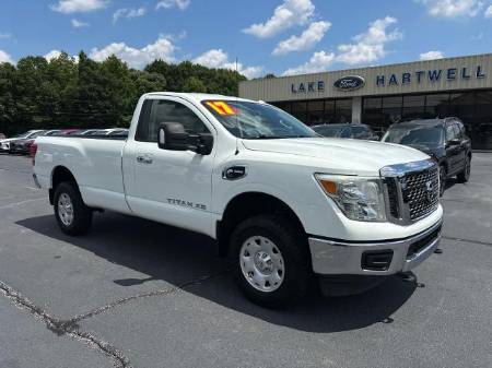 2017 Nissan Titan XD SV