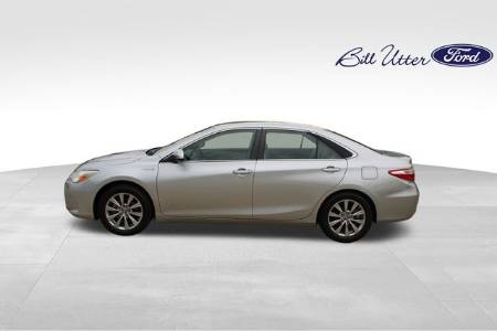 2017 Toyota Camry Hybrid XLE