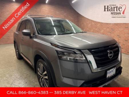 2022 Nissan Pathfinder Platinum
