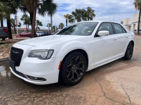 2017 Chrysler 300 S