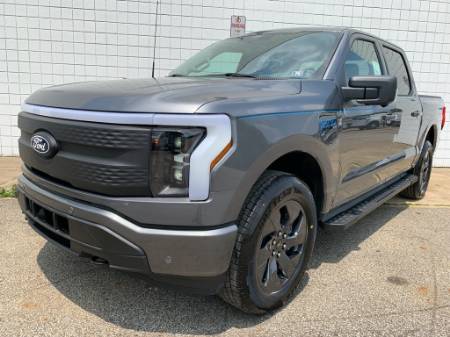 2025 Ford F-150 Lightning Flash