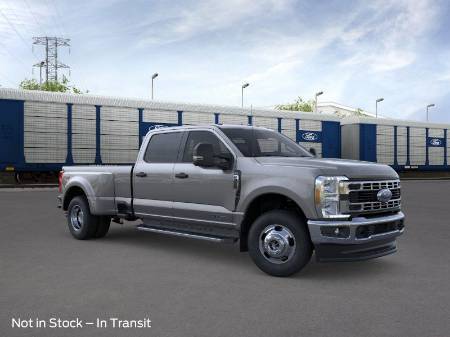 2025 Ford Super Duty F-350 DRW XLT