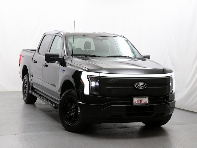 New 2025 Ford F-150 Lightning XLT