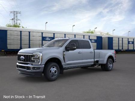 2025 Ford Super Duty F-350 DRW LARIAT