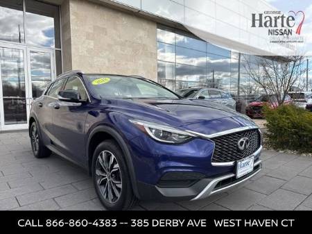 2018 INFINITI QX30 LUXE