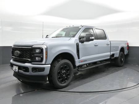 2025 Ford Super Duty F-350 SRW LARIAT
