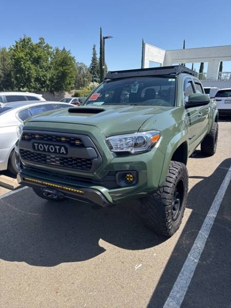 2022 Toyota Tacoma TRD Sport Lifted