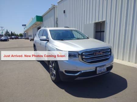 2017 GMC Acadia SLT