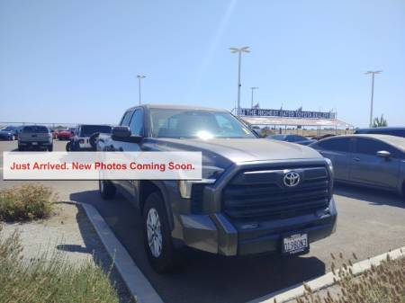 2022 Toyota Tundra 4WD SR5