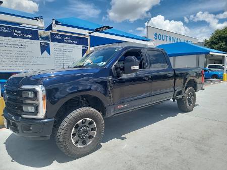 2023 Ford Super Duty F-250 SRW LARIAT