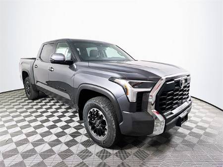 2025 Toyota Tundra 4WD SR5