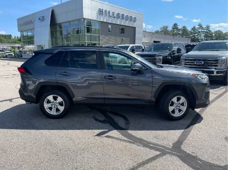 2021 Toyota RAV4 Hybrid XLE