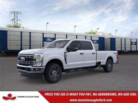 2025 Ford Super Duty F-350 SRW XLT