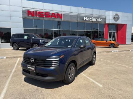 2025 Nissan Kicks S