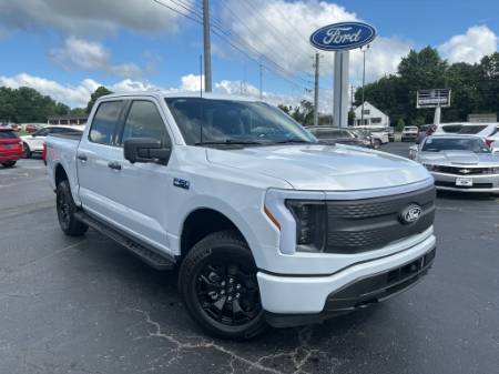 2025 Ford F-150 Lightning XLT