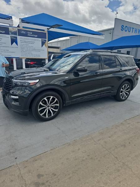 2023 Ford Explorer ST-Line