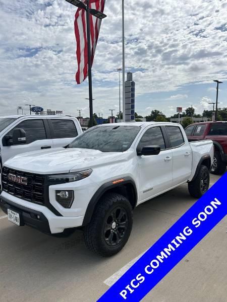2023 GMC Canyon 2WD Elevation