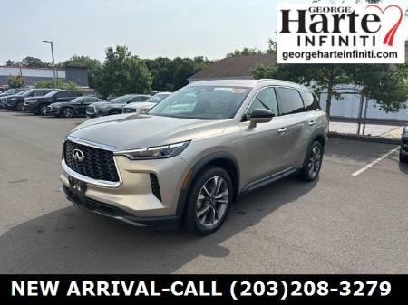 2022 INFINITI QX60 LUXE