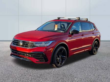 2024 Volkswagen Tiguan 2.0T SE R-Line Black