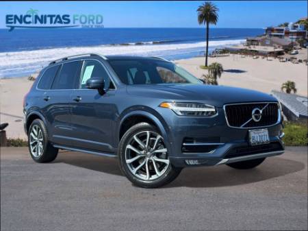 2019 Volvo XC90 Momentum