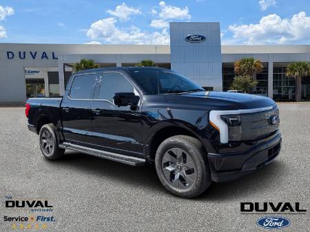 2024 Ford F-150 Lightning LARIAT