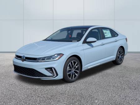 2025 Volkswagen Jetta SE 1.5T