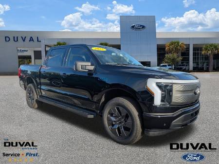 2025 Ford F-150 Lightning Flash