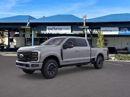 2025 Ford Super Duty F-350® Platinum®