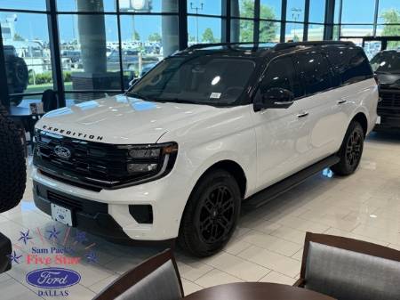 2025 Ford Expedition MAX Blackout Edition