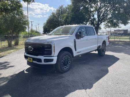 2025 Ford Super Duty F-350 SRW Platinum