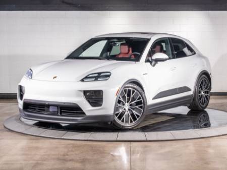 2025 Porsche Macan Electric 4S