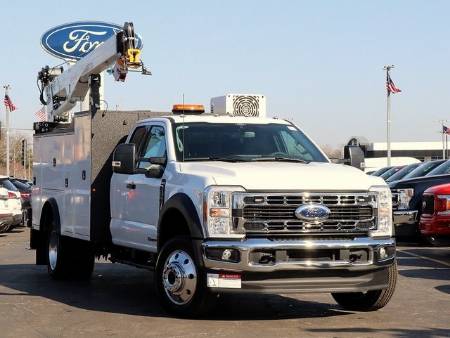 2024 Ford F-550SD XLT