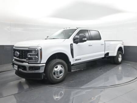 2025 Ford Super Duty F-350 DRW LARIAT
