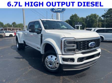 2025 Ford F-450SD Platinum