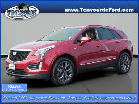 2020 Cadillac XT5 Sport