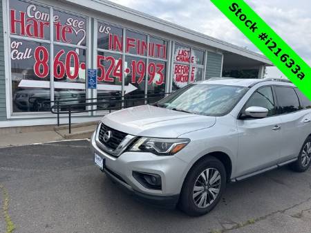 2017 Nissan Pathfinder SV